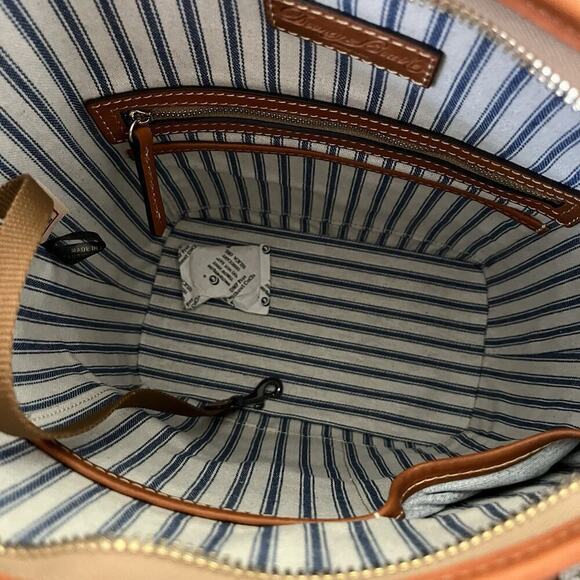 Dooney & Bourke Camden Woven LARGE Hobo Tote in Camel Brown Leather Purse FLAW - Picture 11 of 16